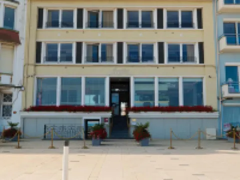 Hôtel Merveilleux Côté Mer Hotels in Dünkirchen