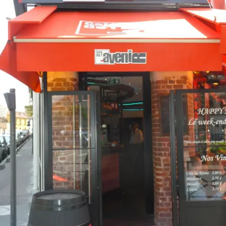 Café Hôtel de l'Avenir Отели рядом с достопримечательностью «18-й округ: Монмартр»