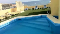 Carlton Hotel - Bãi biển