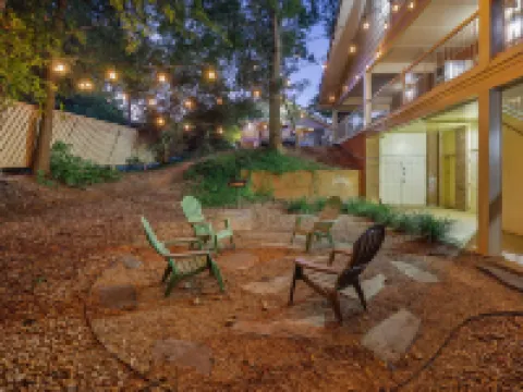 The Guest Lodge Gainesville Hotels in Gainesville