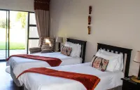 Umbono Private Lodge Hotels near Port Alfred Masjid
