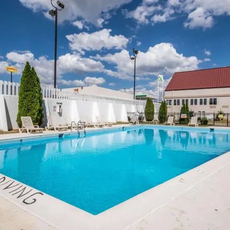 Quality Inn & Suites