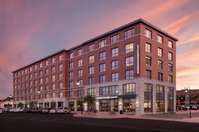 Courtyard Portland Downtown/Waterfront Hotels in 