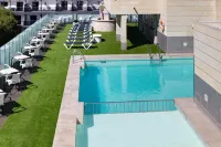 Hotel Oasis Plaza - Kolam Renang