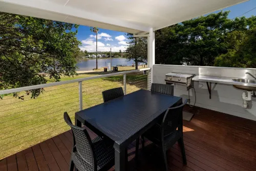 Big4 Sydney Lakeside Holiday Park - Tiny houses