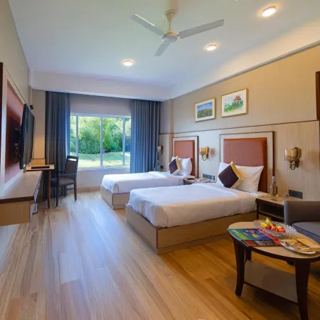 Hotel Lalita Grand Mathura- Vrindavan