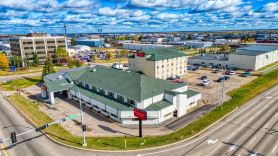 Ramada by Wyndham Nisku Edmonton Airport