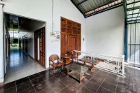 Gatra Hotel Syariah Near Alun Alun Kudus Mitra RedDoorz - واي فاي