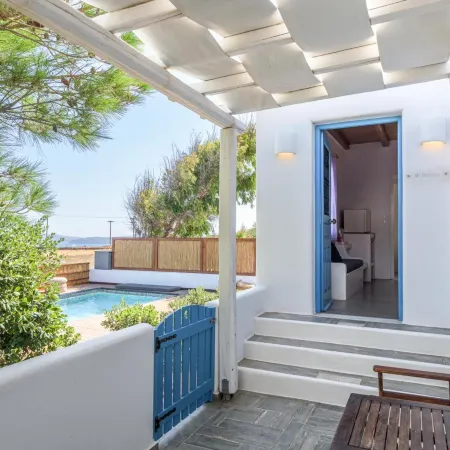 Eiriana Luxury Suites