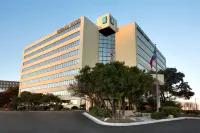 Embassy Suites by Hilton San Antonio Airport Hotels in der Nähe von The Art Institute of San Antonio
