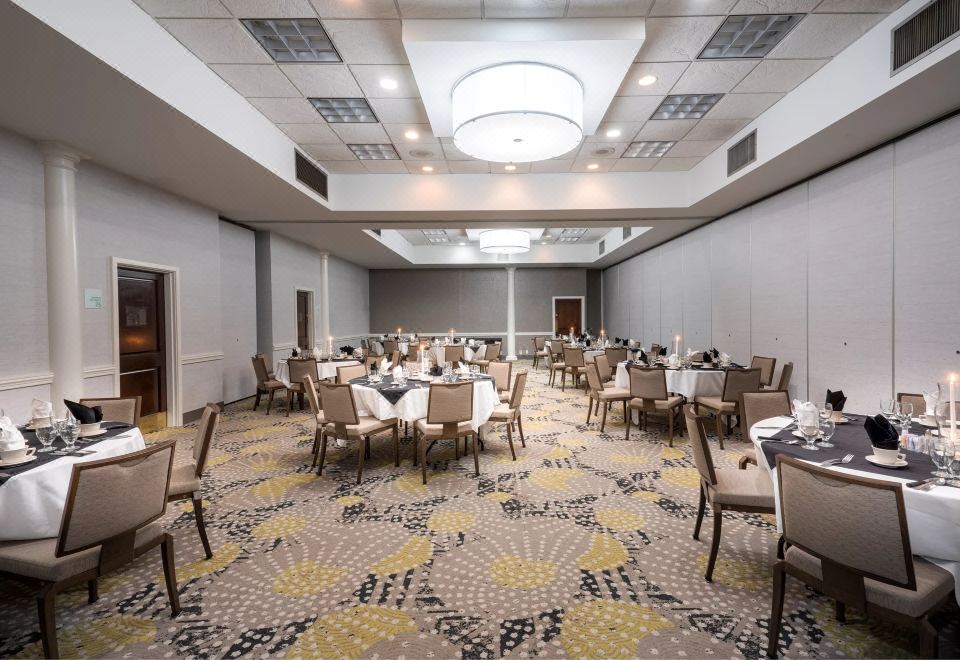 Holiday Inn Huntsville - Research Park Over view