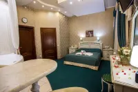 Gagarin Marathon Hotels near Stone log