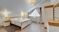 Tsarstvo-Korolevstvo Hotel