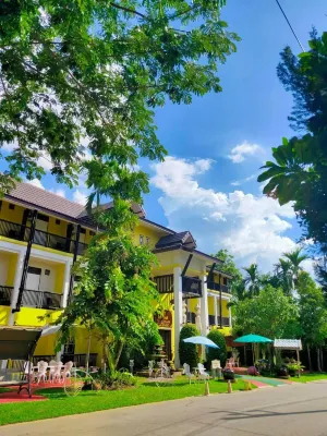 Fai Kham Boutique