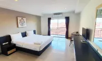 B Space Residence Hotel a Nong Prue