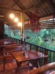โรงแรมบุษราคัม - พร้อมอาหารเช้า