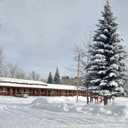 Chama River Bend Lodge