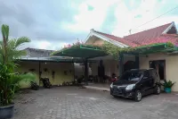 RedDoorz Near Candi Ratu Boko 2 Hotel a Kalasan