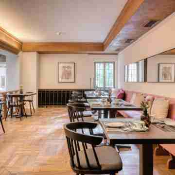 Eisenhut Hotel Dining/Meeting Rooms