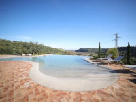 Castello di Serragiumenta Hotel a Altomonte