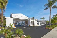 Motel 6 Redlands, CA