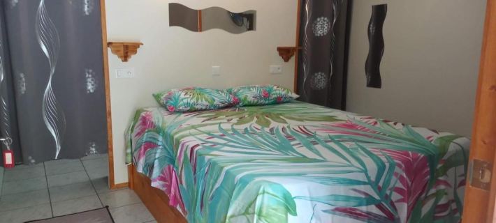 Moorea Vaiare Lodge Hotels in Moorea