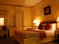 Phela Grande Hotel Hôtels à : 