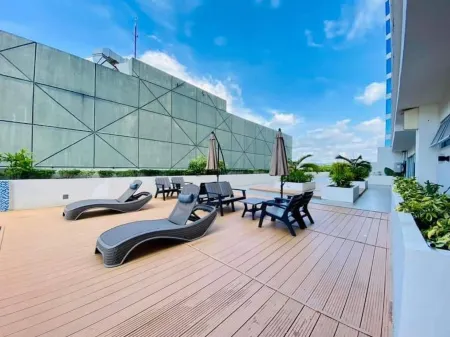 Condo Inspiria Beside Abreeza Mall Отели рядом с достопримечательностью «Лонг Хуа Темпл»