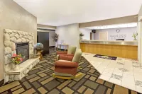 Days Inn & Suites by Wyndham Castle Rock - Wifi
