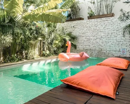 斯特拉波恩圖蘭酒店 圖盧姆酒店