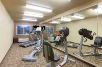 Microtel Inn & Suites by Wyndham Searcy - Gym
