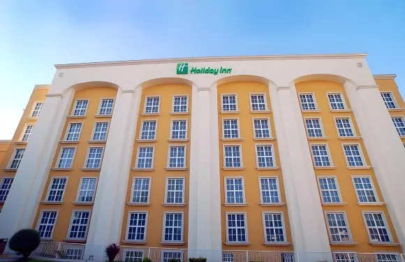 蒙克洛瓦假日酒店