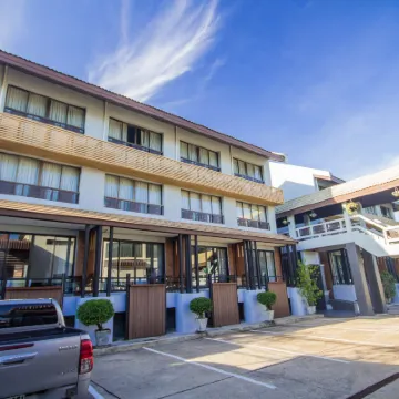 烏汶府託桑遺產酒店 鄰近Wat Thung Sri Muang的酒店