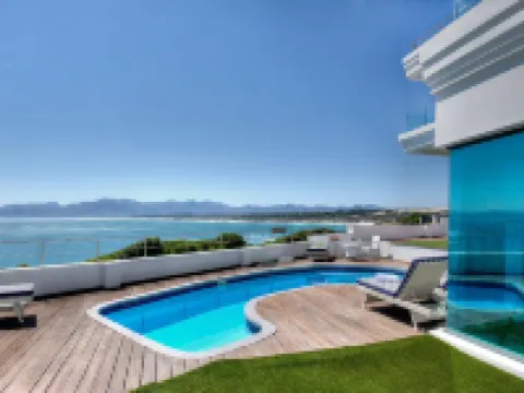 Sea Star Cliff Hotels in Overberg District Municipality