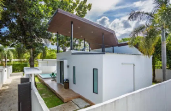 นาริยา เบย์ฟร้อนท์ ภูเก็ต