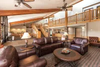 MountainView Lodge and Suites