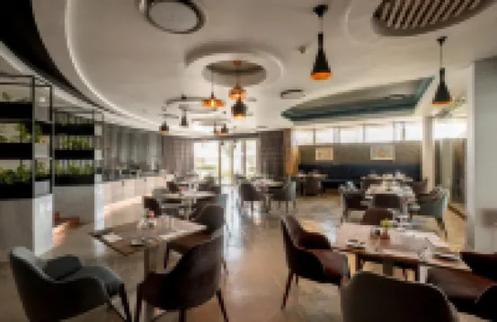 Seven Villa Hotel & Spa