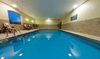 Country Inn & Suites by Radisson, Sioux Falls, SD - Pools