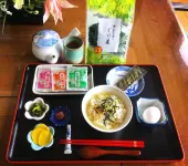 Atami Onsen Guest House Megumi - servizio colazione