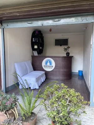 Nirvaan Guest House (Hotel Bibidh) - Pensions