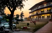 Laxmana on the Ganges - รีสอร์ท