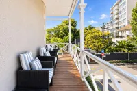 4 on Varneys Guest House - Pensions