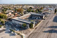 Aspire Inn Studios & Spas - 2-Star