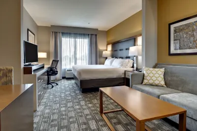 Holiday Inn Express & Suites Albany Hotels near Sam's Club
