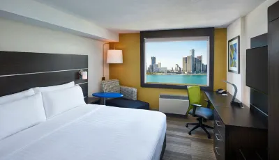 Holiday Inn Express Windsor Waterfront