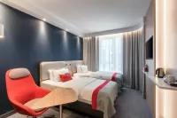 Holiday Inn Express Sindelfingen Các khách sạn gần Daimler Legenden Club