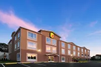 Super 8 by Wyndham Hershey Chocolate Avenue Hotels near Five Below