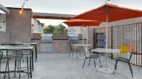 Home2 Suites by Hilton Euless DFW West - breakfast