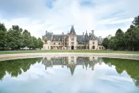 Grand Bohemian Lodge Asheville, Autograph Collection