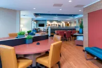 TownePlace Suites Louisville North - breakfast